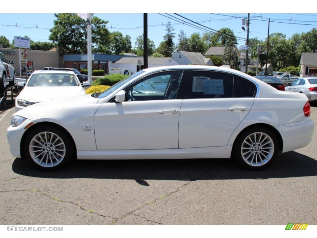 2011 3 Series 335i xDrive Sedan - Alpine White / Black photo #8