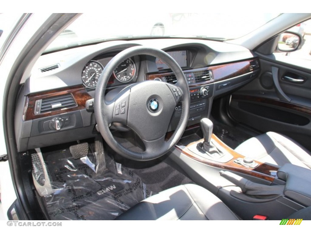 2011 3 Series 335i xDrive Sedan - Alpine White / Black photo #10