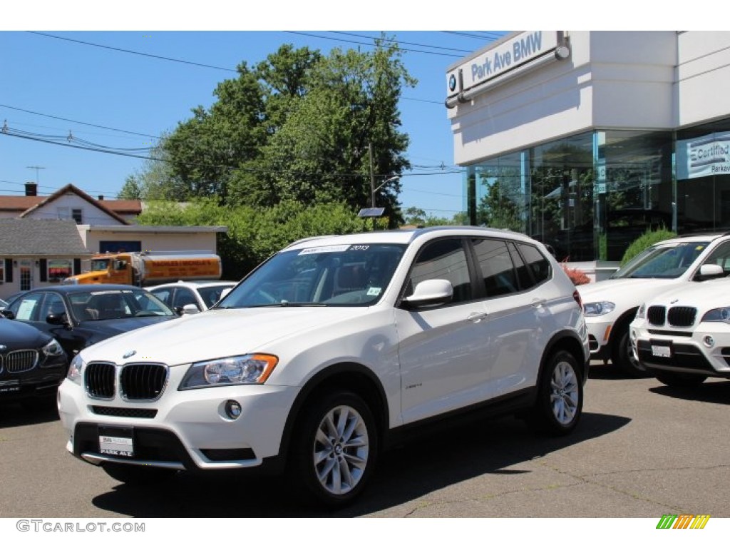 2013 X3 xDrive 28i - Alpine White / Chestnut photo #1