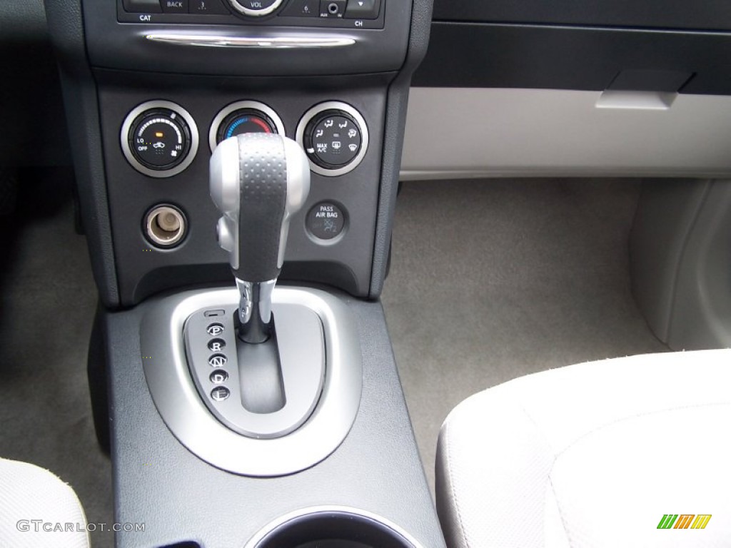 2011 Rogue S AWD - Silver Ice Metallic / Gray photo #19