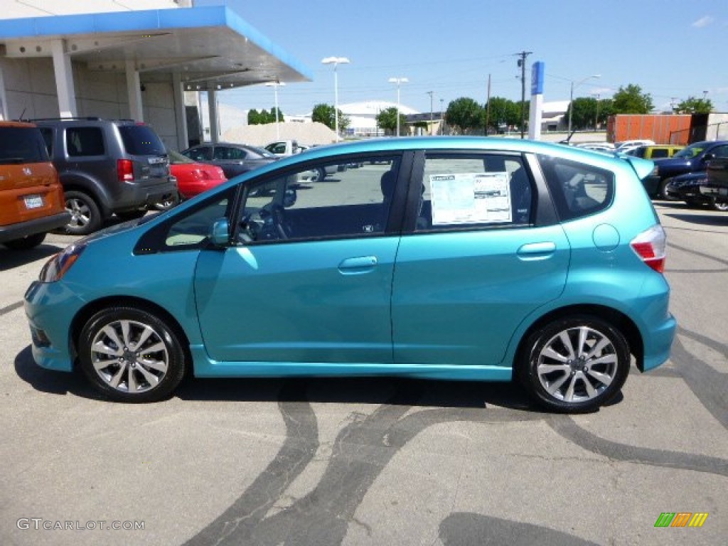 2013 Fit Sport - Blue Raspberry Metallic / Sport Black photo #6