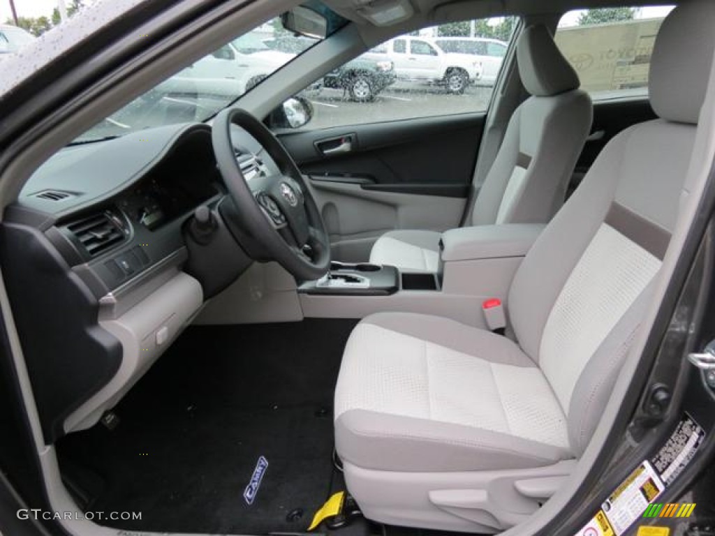 2013 Camry L - Magnetic Gray Metallic / Ash photo #7