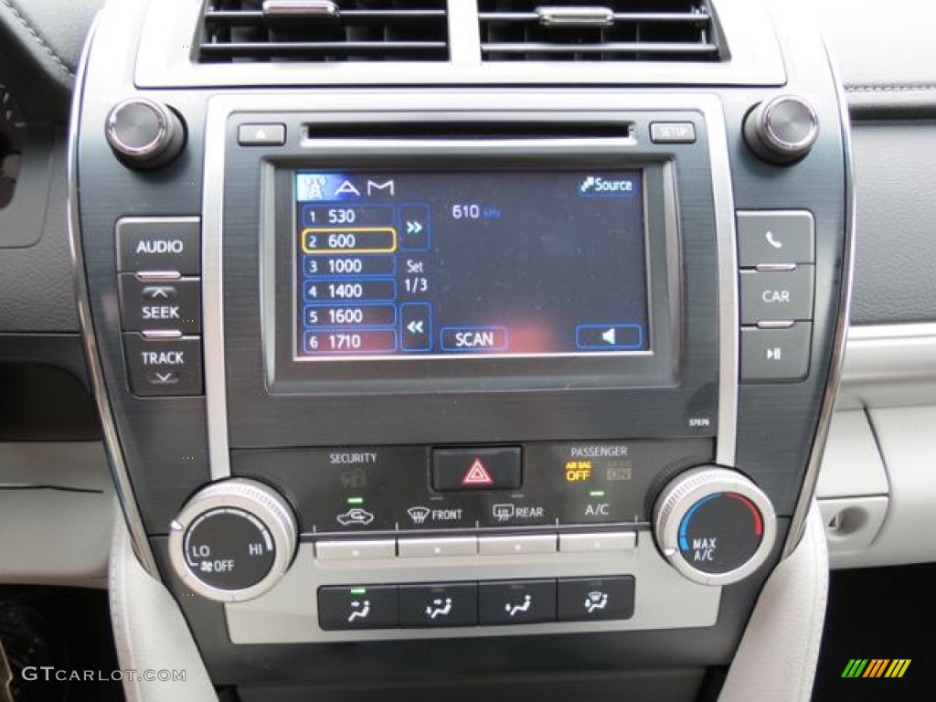 2013 Camry L - Magnetic Gray Metallic / Ash photo #10