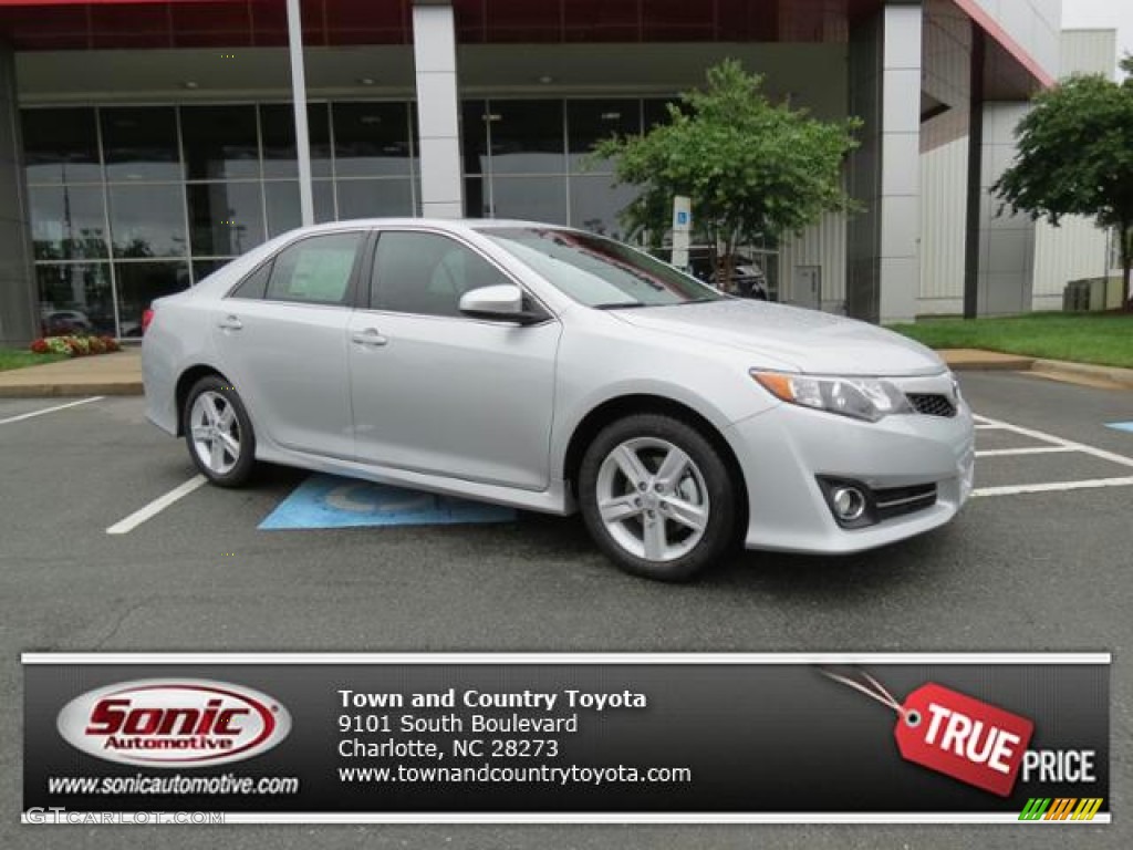 2013 Camry SE - Classic Silver Metallic / Black photo #1