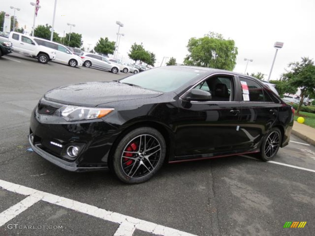 2013 Camry XSP - Attitude Black Metallic / XSP Red/Black photo #3