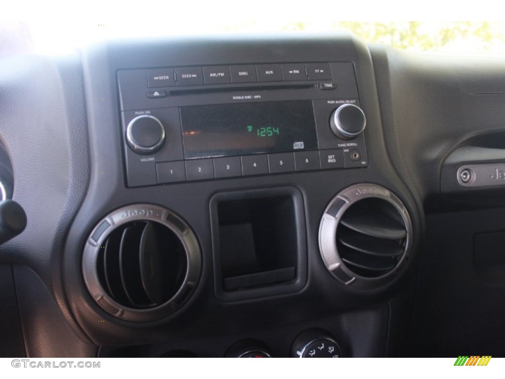 2011 Wrangler Sport S 4x4 - Flame Red / Black photo #19