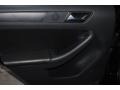 Black - Jetta SE Sedan Photo No. 27