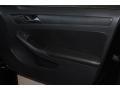 Black - Jetta SE Sedan Photo No. 35