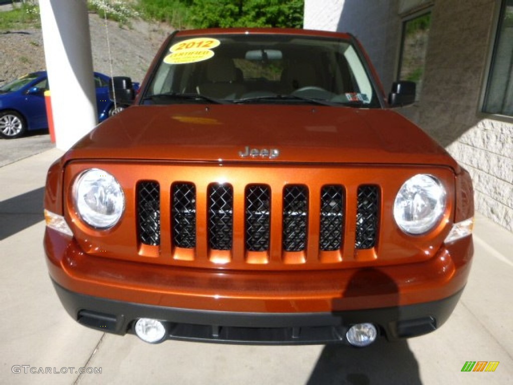 2012 Patriot Latitude 4x4 - Copperhead Orange Pearl / Dark Slate Gray/Light Pebble Beige photo #6