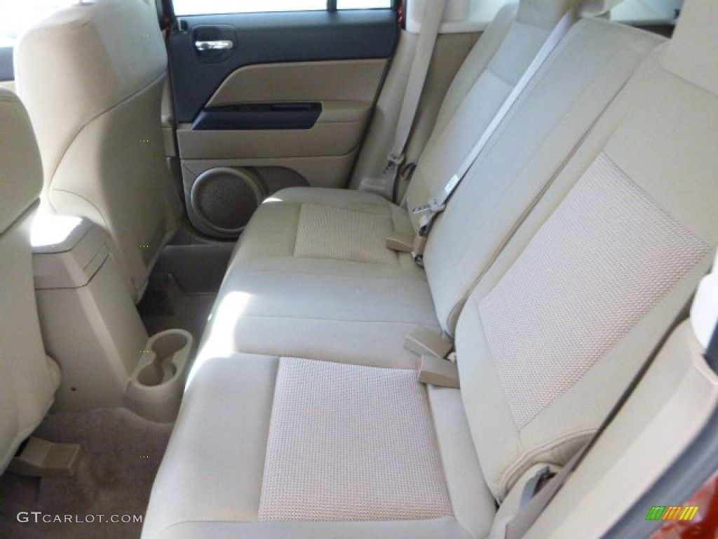 2012 Patriot Latitude 4x4 - Copperhead Orange Pearl / Dark Slate Gray/Light Pebble Beige photo #13