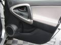 Classic Silver Metallic - RAV4 4WD Photo No. 14