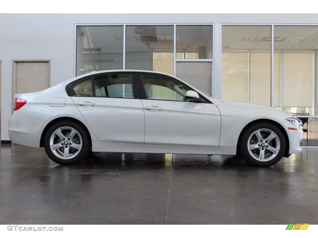 2013 3 Series 320i Sedan - Mineral White Metallic / Venetian Beige photo #7