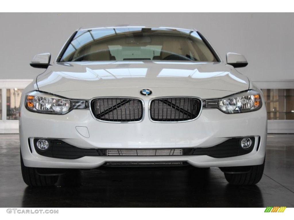 2013 3 Series 320i Sedan - Mineral White Metallic / Venetian Beige photo #8