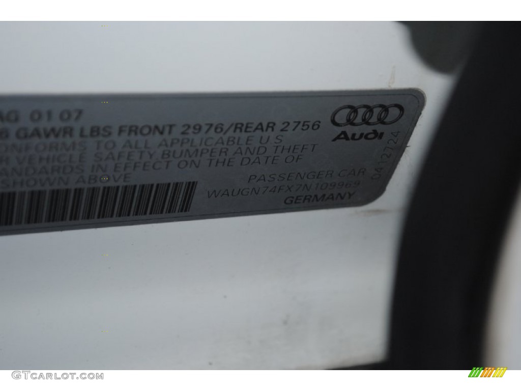 2007 S6 5.2 quattro Sedan - Ibis White / Silver photo #42
