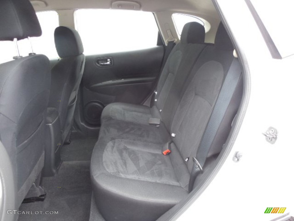 2011 Rogue S AWD - Pearl White / Black photo #9