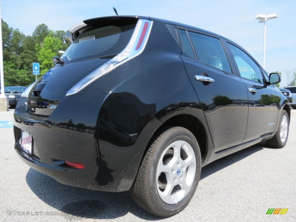 2013 LEAF SV - Super Black / Black photo #5