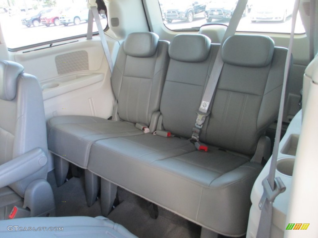 2008 Town & Country Touring Signature Series - Modern Blue Pearlcoat / Medium Slate Gray/Light Shale photo #29