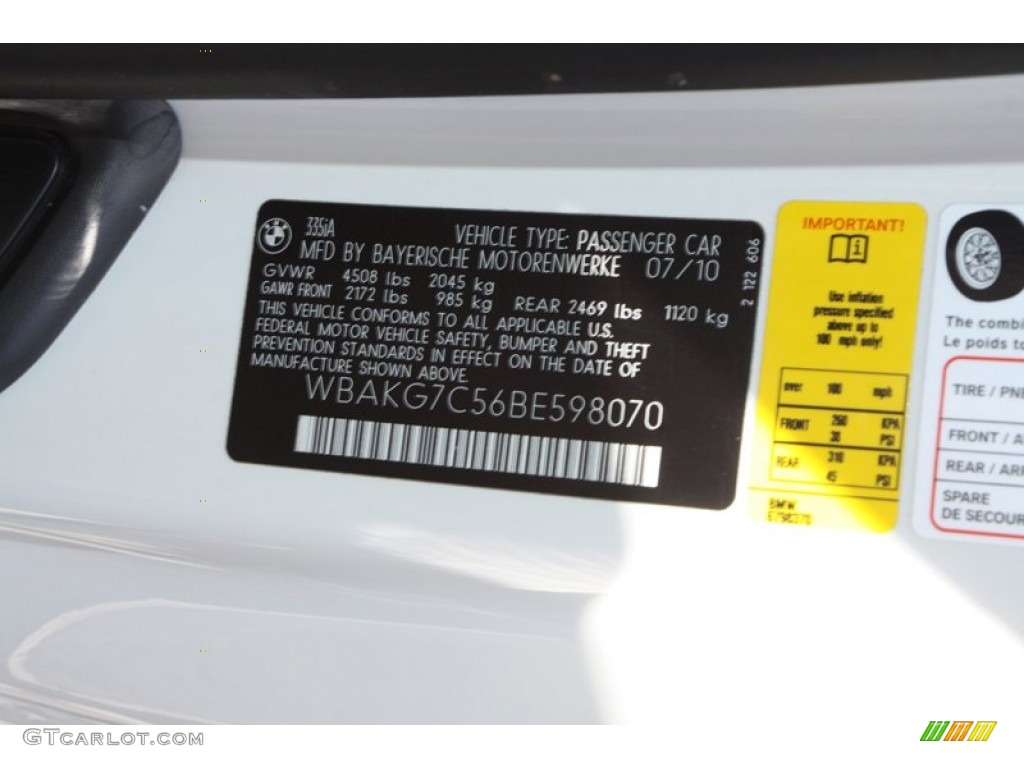 2011 3 Series 335i Coupe - Alpine White / Oyster/Black Dakota Leather photo #44
