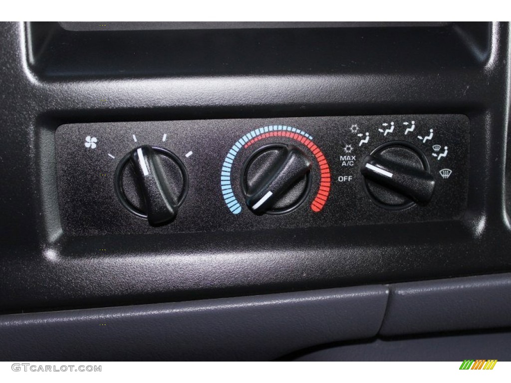 1999 Dodge Ram Van 1500 Passenger Conversion Controls Photo #81871504