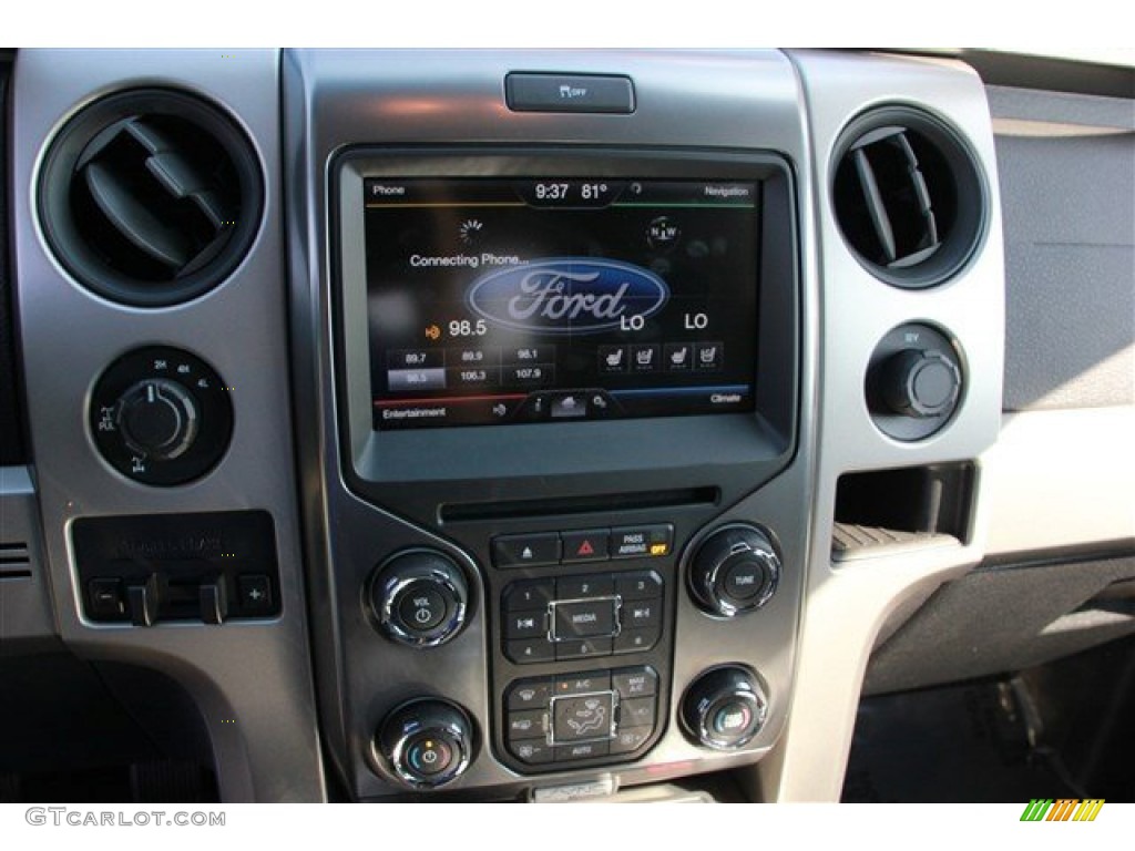2013 Ford F150 SVT Raptor SuperCrew 4x4 Controls Photo #81872875
