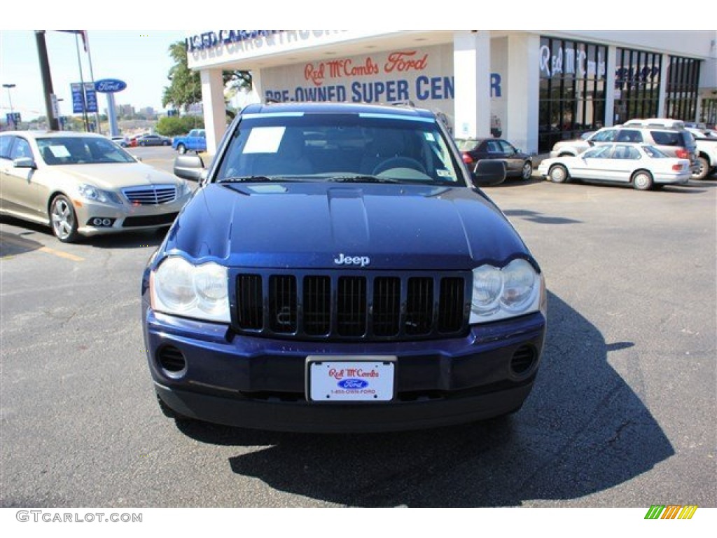 2005 Grand Cherokee Laredo - Midnight Blue Pearl / Medium Slate Gray photo #7