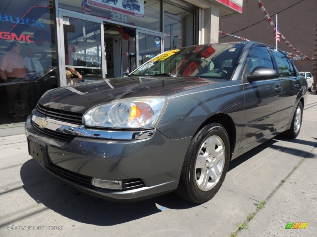 2004 Malibu LT V6 Sedan - Medium Gray Metallic / Gray photo #1