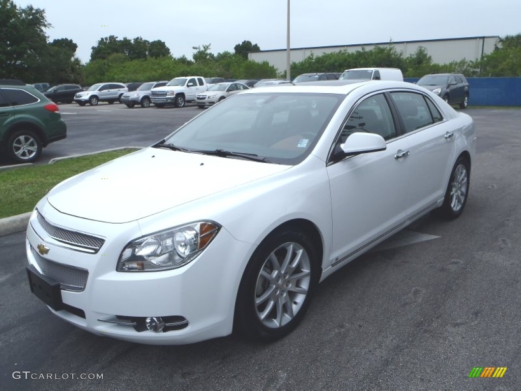 Summit White 2009 Chevrolet Malibu LTZ Sedan Exterior Photo #81874561