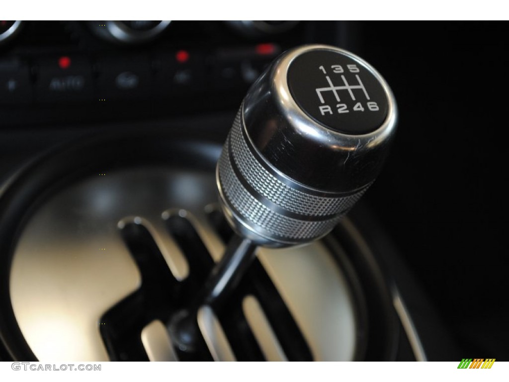 2012 Audi R8 Spyder 4.2 FSI quattro Transmission Photos