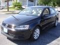 Black - Jetta SE Sedan Photo No. 1