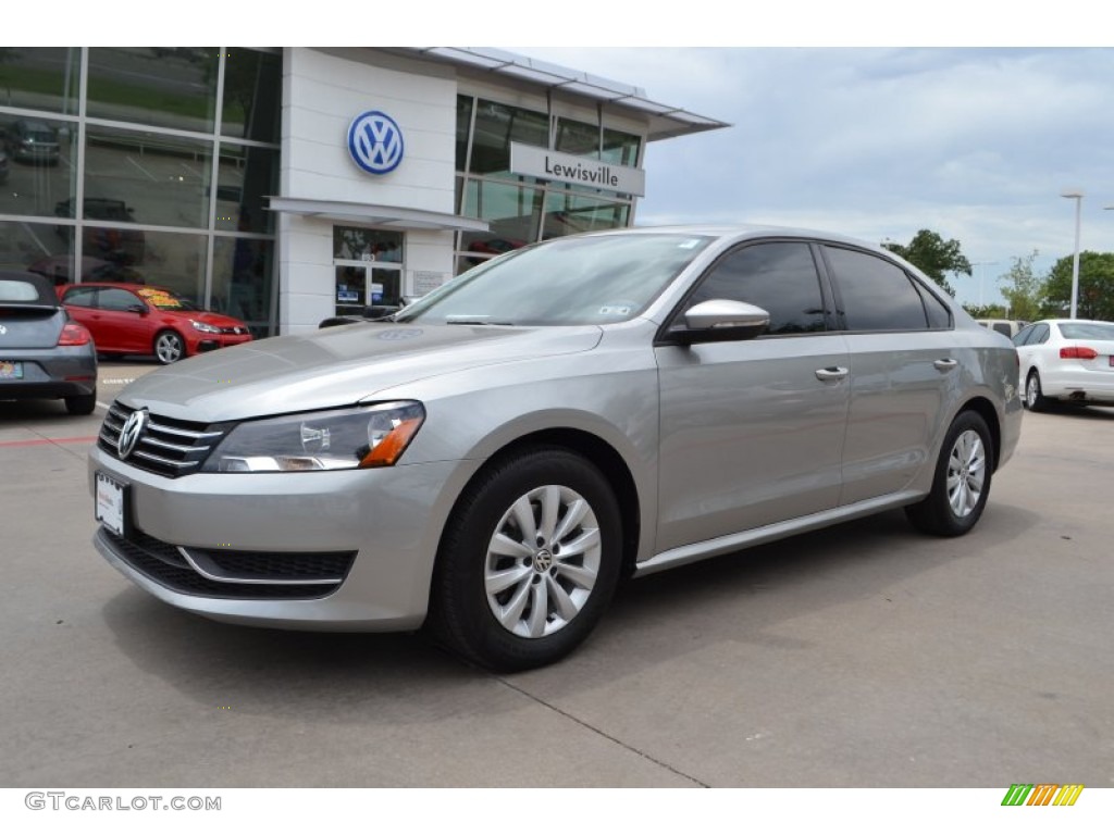 2012 Passat 2.5L S - Tungsten Silver Metallic / Titan Black photo #1