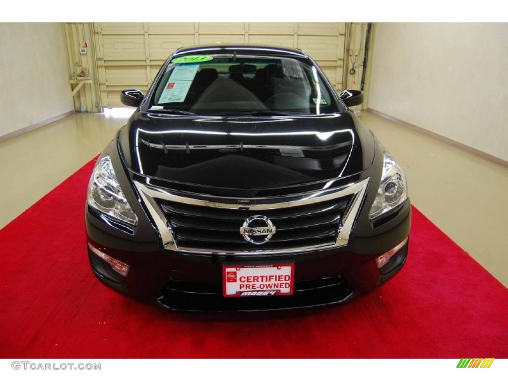2013 Altima 2.5 SV - Super Black / Charcoal photo #2