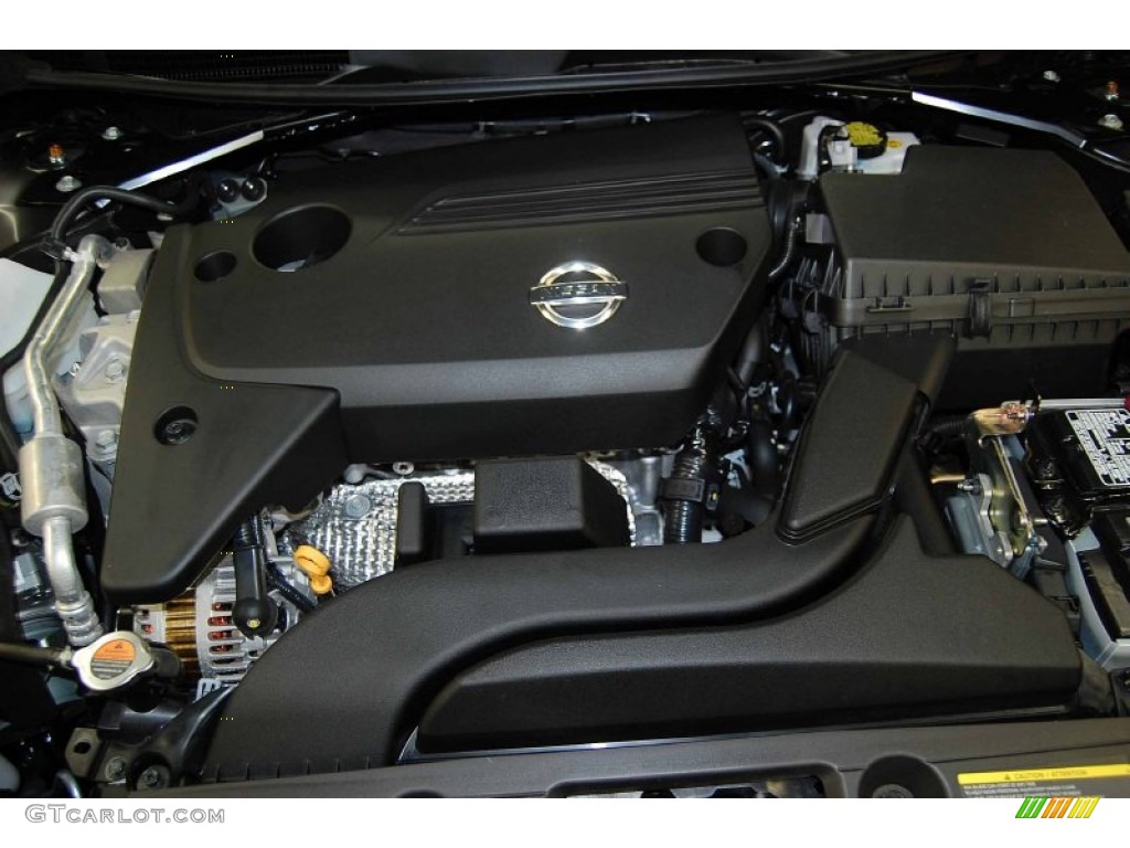2013 Altima 2.5 SV - Super Black / Charcoal photo #25