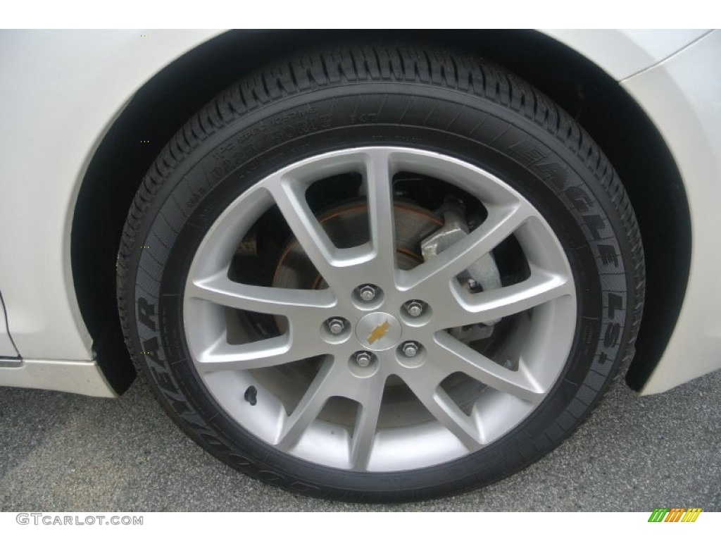 2010 Chevrolet Malibu LTZ Sedan Wheel Photo #81893814
