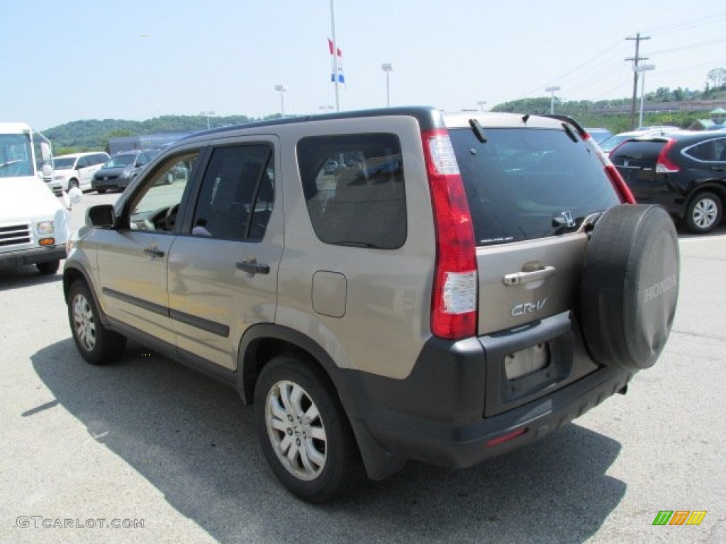 2005 CR-V EX 4WD - Sahara Sand Metallic / Ivory photo #7