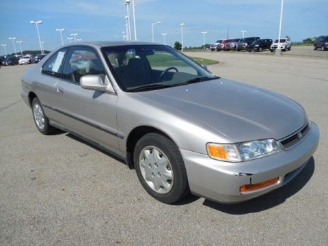 1997 Honda Accord LX Coupe Data, Info and Specs