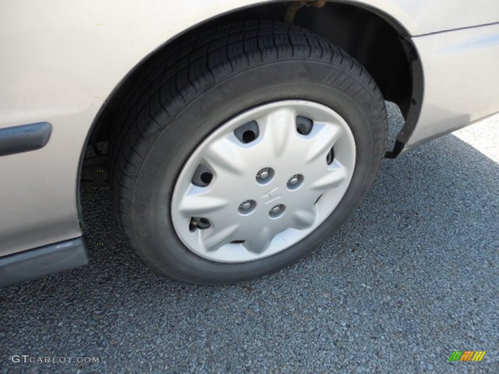 1997 Honda Accord LX Coupe Wheel Photos