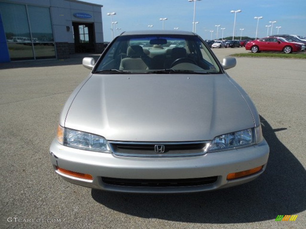 1997 Accord LX Coupe - Heather Mist Metallic / Ivory photo #17