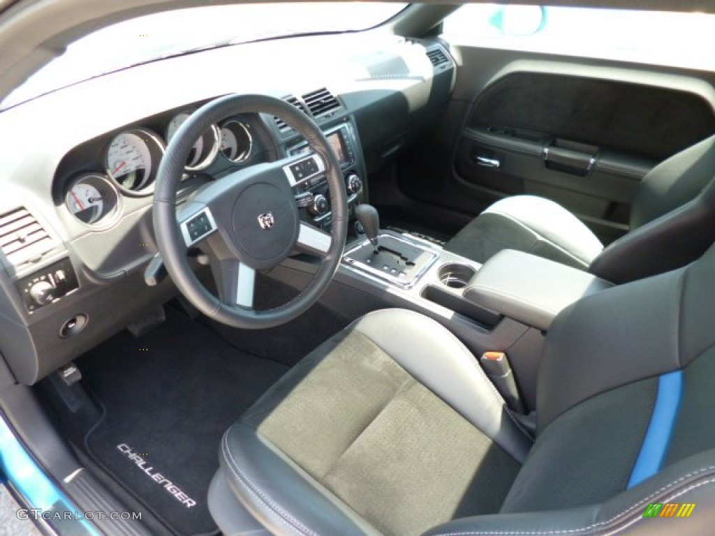 Dark Slate Gray Interior 2010 Dodge Challenger SRT8 Photo #81902630