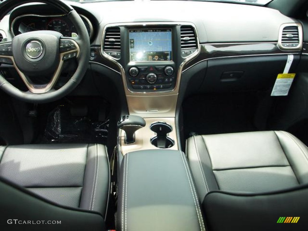 2014 Grand Cherokee Overland 4x4 - Brilliant Black Crystal Pearl / Overland Morocco Black photo #5