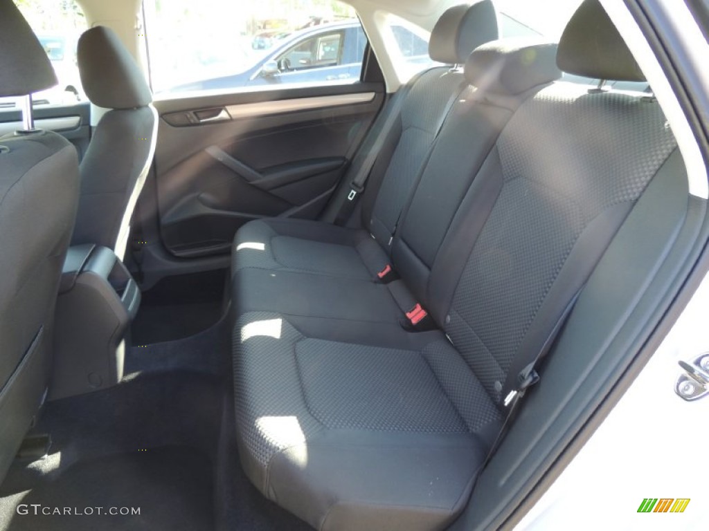 2013 Passat 2.5L S - Reflex Silver Metallic / Titan Black photo #9
