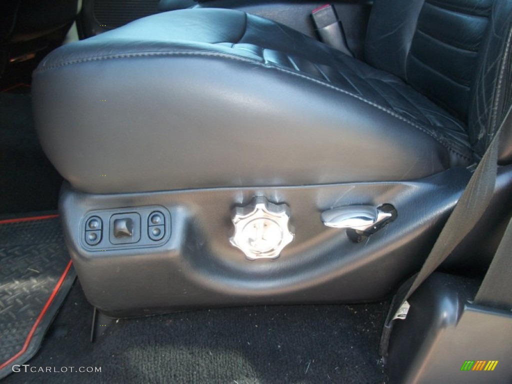 2000 Ford F150 Harley Davidson Extended Cab Controls Photo #81904648
