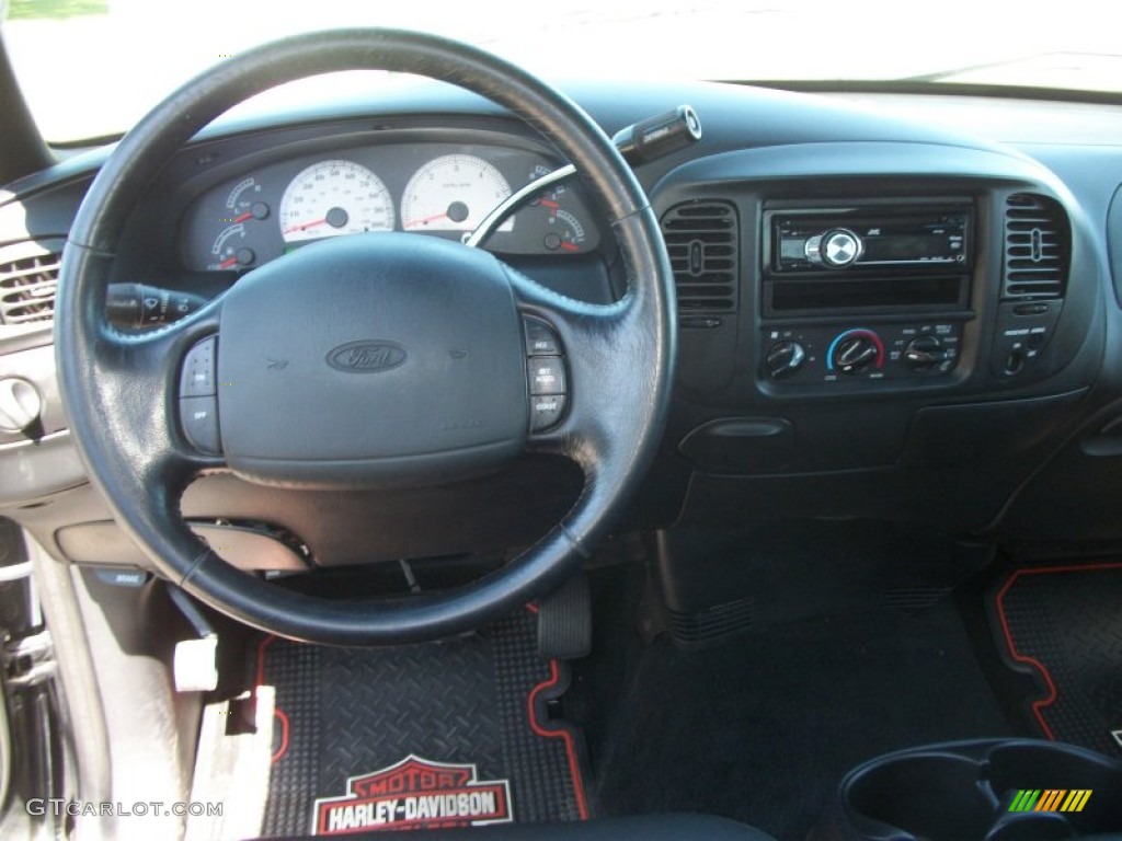 2000 Ford F150 Harley Davidson Extended Cab Dark Graphite Dashboard Photo #81904671