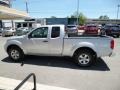 2013 Brilliant Silver Nissan Frontier SV V6 King Cab 4x4  photo #4