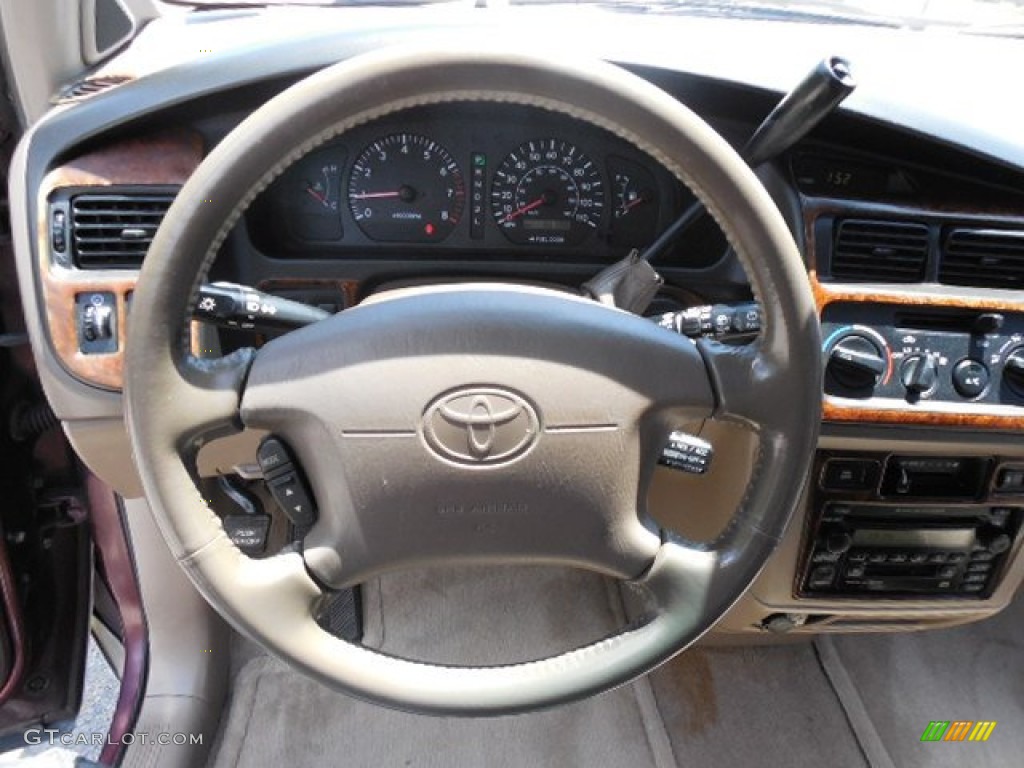 2000 Toyota Sienna LE Oak Steering Wheel Photo #81909277