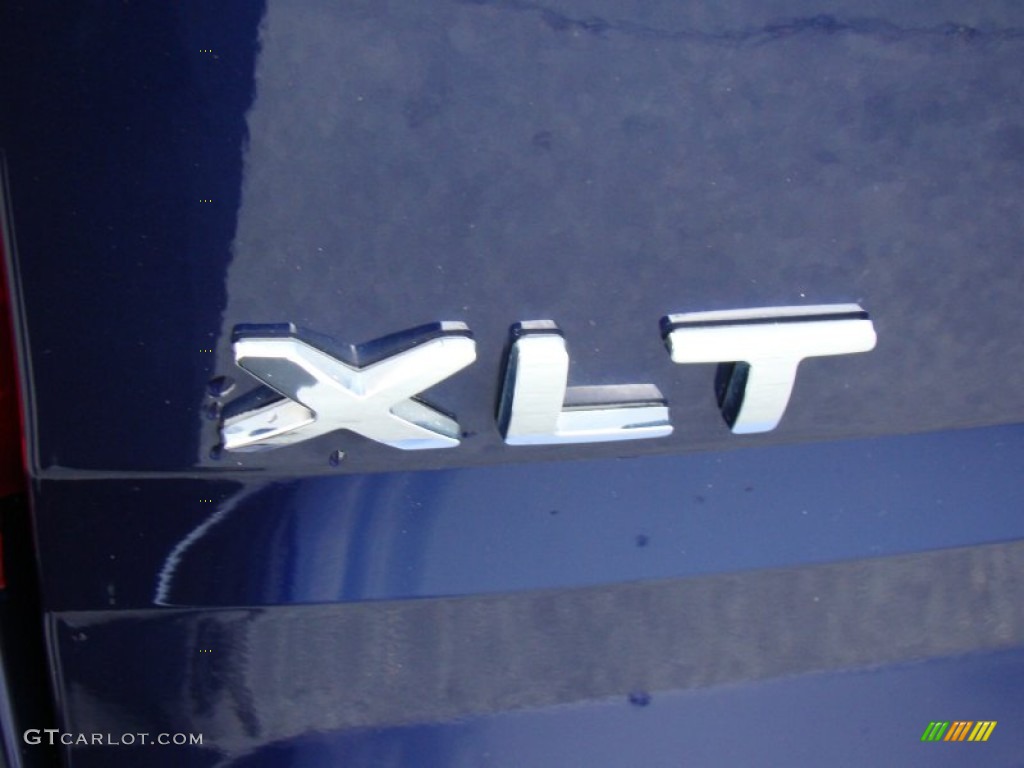 2011 Explorer XLT 4WD - Kona Blue Metallic / Charcoal Black photo #33