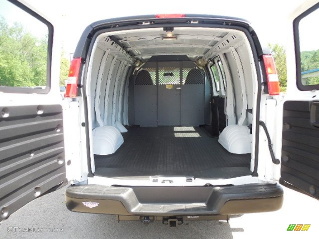 2013 Chevrolet Express 3500 Cargo Van Trunk Photos