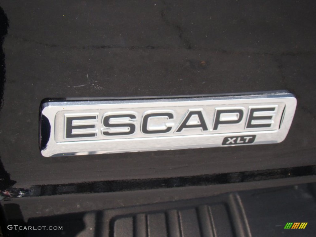 2010 Escape XLT 4WD - Black / Stone photo #32