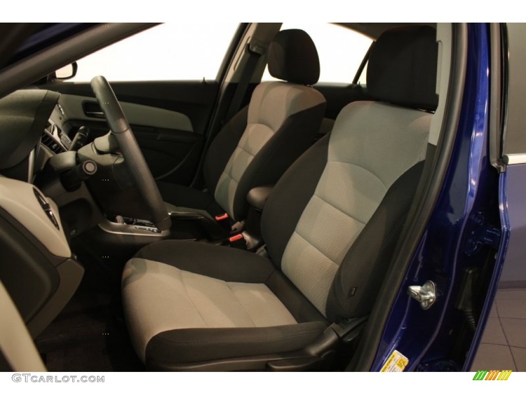 2012 Cruze LS - Blue Topaz Metallic / Jet Black/Medium Titanium photo #5