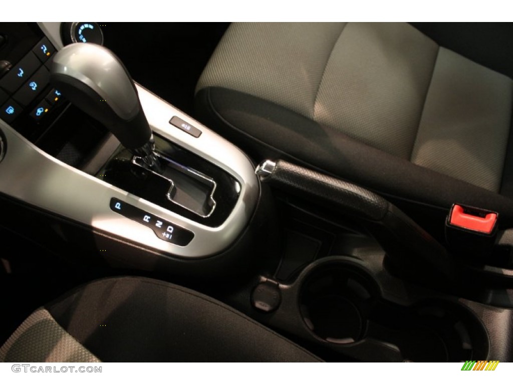 2012 Cruze LS - Blue Topaz Metallic / Jet Black/Medium Titanium photo #10