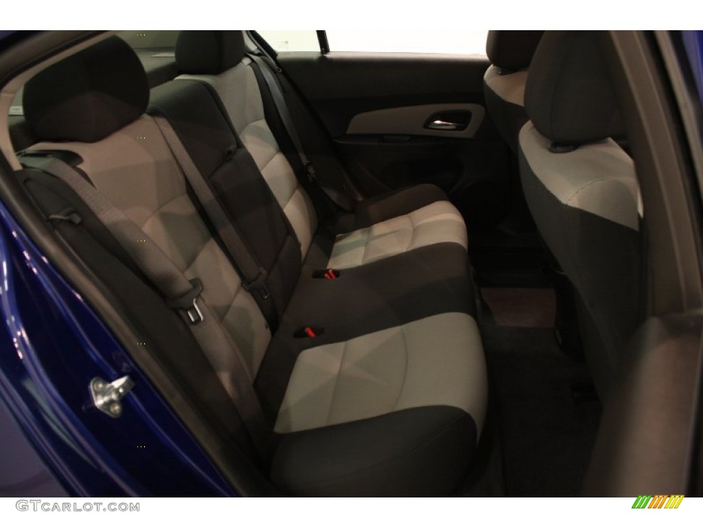 2012 Cruze LS - Blue Topaz Metallic / Jet Black/Medium Titanium photo #12